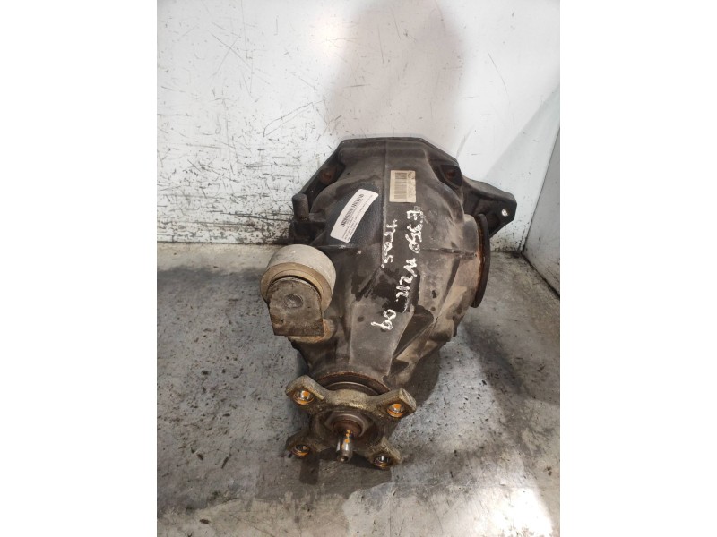 Recambio de diferencial trasero para mercedes clase e (w212) familiar 3.0 cdi cat referencia OEM IAM A2033510705  R = 2.63