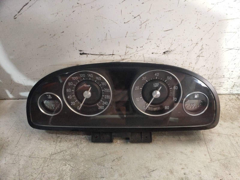 Recambio de cuadro instrumentos para lancia thesis (115) 3.0 v6 24v cae emblema referencia OEM IAM 60682036  