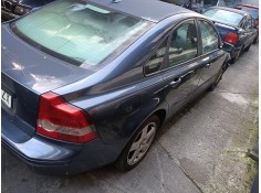volvo s40 berlina del año 2004 2