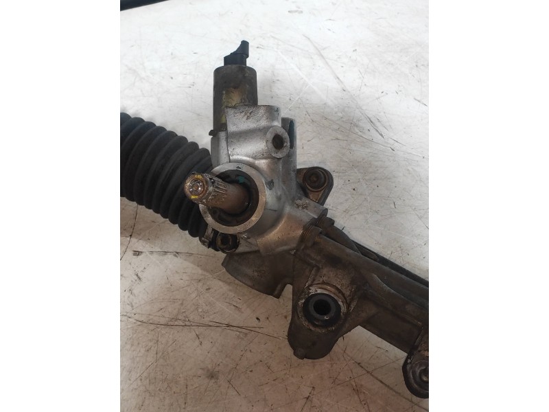 Recambio de cremallera direccion para lancia thesis (115) 3.0 v6 24v cae emblema referencia OEM IAM 38002067  