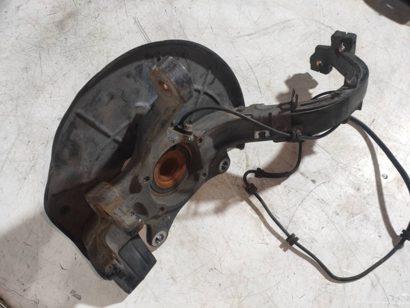 Recambio de mangueta delantera izquierda para lancia thesis (115) 3.0 v6 24v cae emblema referencia OEM IAM   