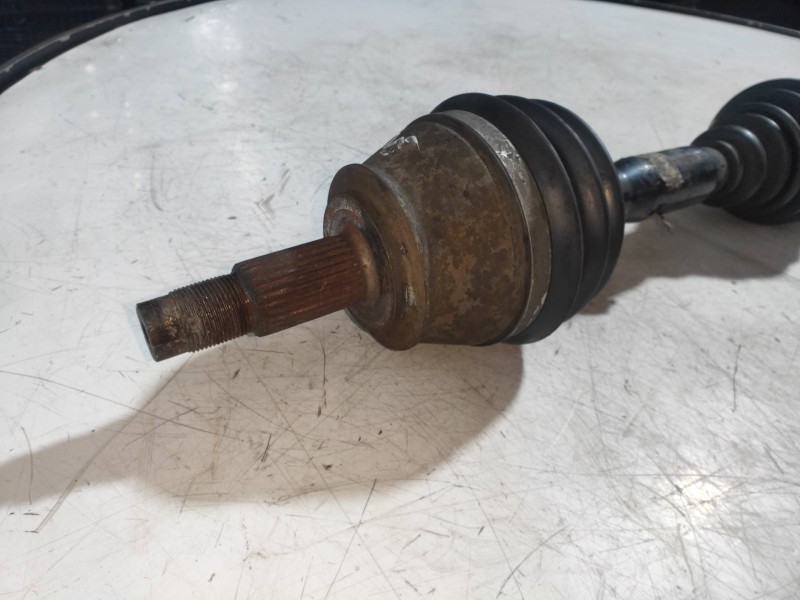 Recambio de transmision delantera derecha para lancia thesis (115) 3.0 v6 24v cae emblema referencia OEM IAM   