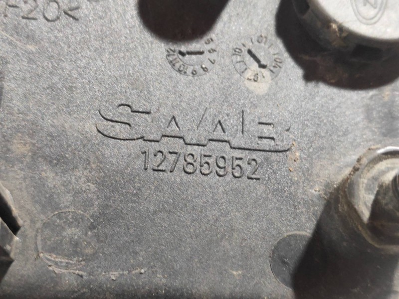 Recambio de faro antiniebla derecho para cadillac bls business referencia OEM IAM 12785952  