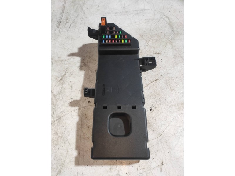 Recambio de modulo electronico para cadillac bls business referencia OEM IAM 12768955 SC718810500 