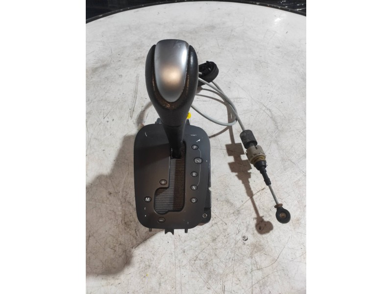 Recambio de palanca cambio para cadillac bls business referencia OEM IAM 55560473AA  