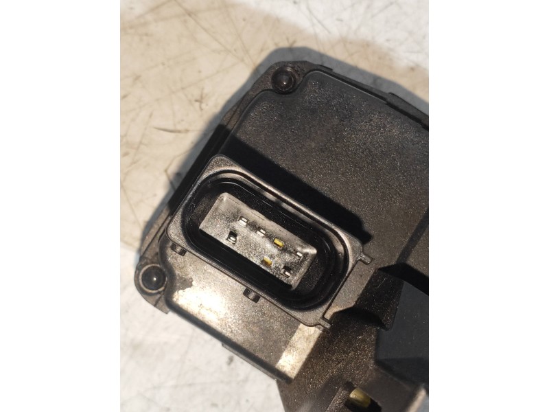 Recambio de motor cierre centralizado delantero izquierdo para cadillac bls business referencia OEM IAM 12759691  