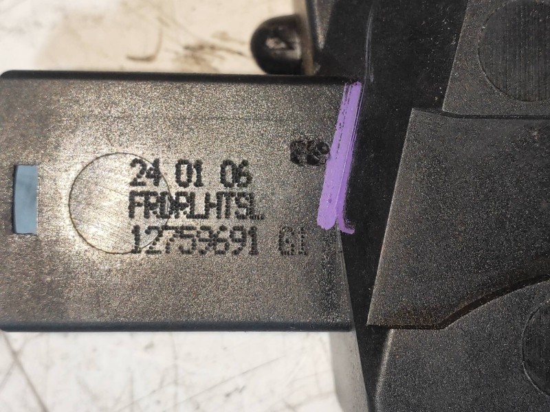 Recambio de motor cierre centralizado delantero izquierdo para cadillac bls business referencia OEM IAM 12759691  