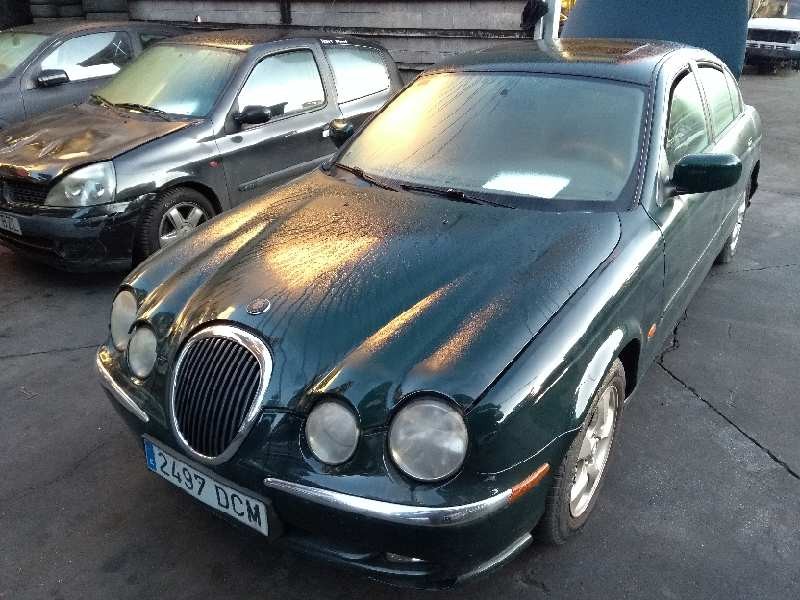 jaguar s-type del año 2000