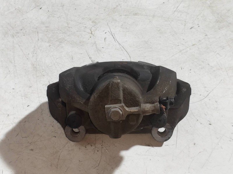 Recambio de pinza freno delantera derecha para cadillac bls business referencia OEM IAM   