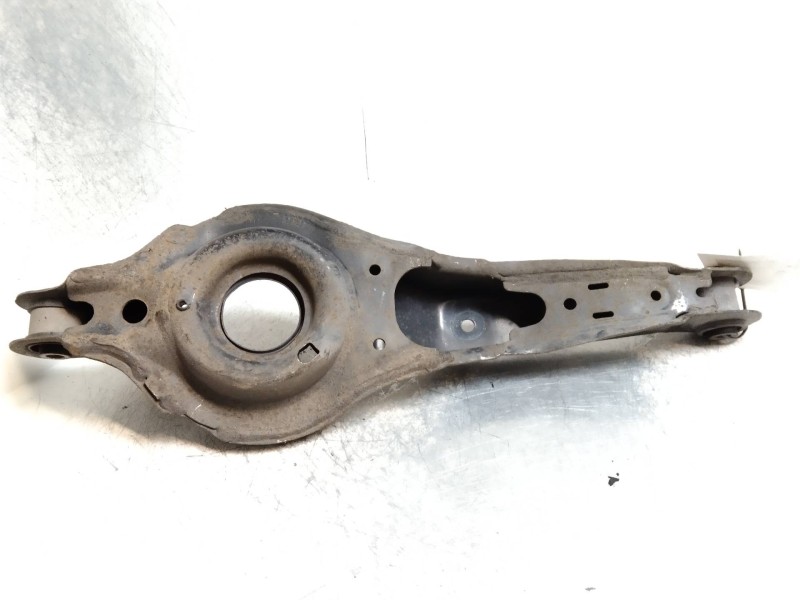 Recambio de brazo suspension inferior trasero izquierdo para mazda 5 berl. (cr) 2.0 diesel cat referencia OEM IAM   