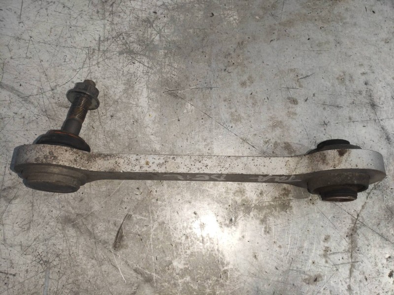 Recambio de brazo suspension superior trasero derecho para cadillac bls business referencia OEM IAM   