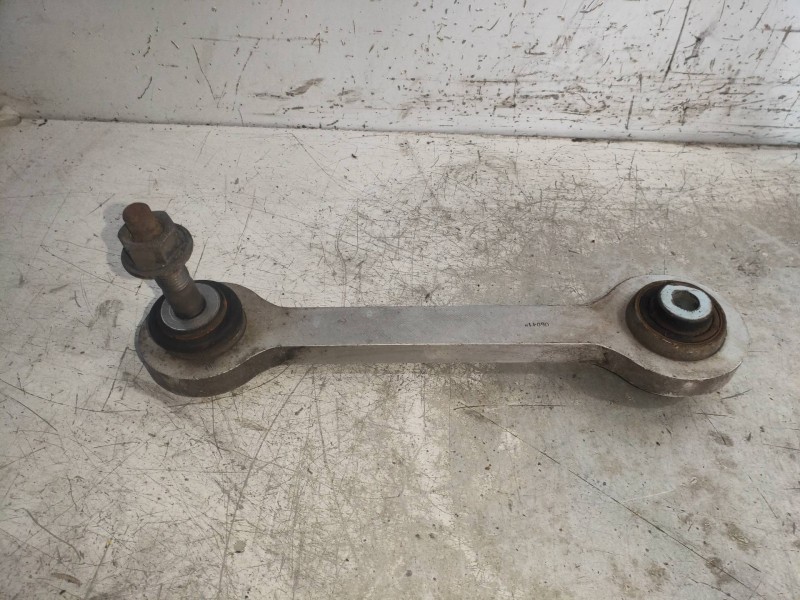 Recambio de brazo suspension superior trasero izquierdo para cadillac bls business referencia OEM IAM   