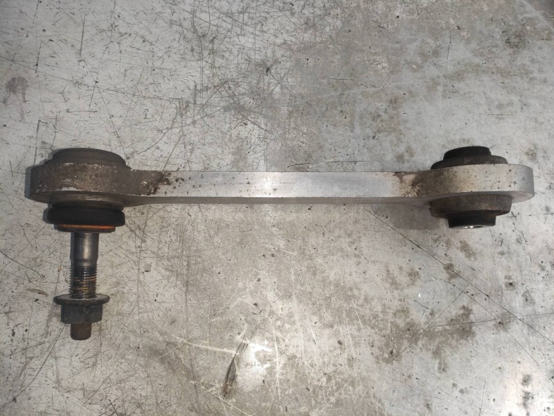Recambio de brazo suspension superior trasero izquierdo para cadillac bls business referencia OEM IAM   