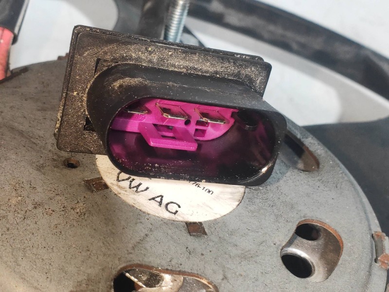 Recambio de electroventilador para skoda fabia like referencia OEM IAM 6R0959455E  