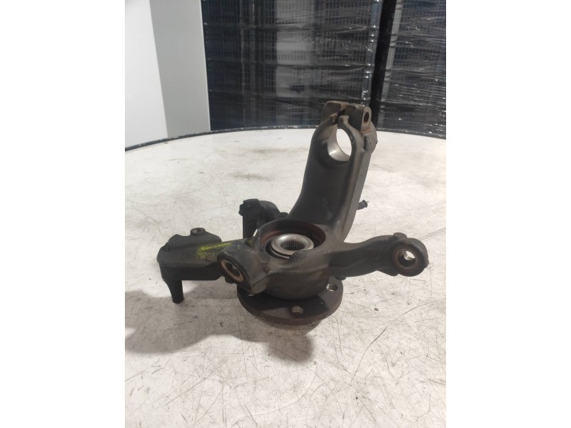 Recambio de mangueta delantera derecha para skoda fabia like referencia OEM IAM   