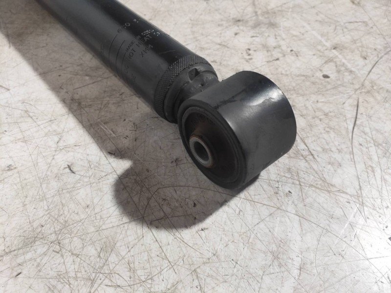 Recambio de amortiguador trasero derecho para skoda fabia like referencia OEM IAM 6C0513025AK  