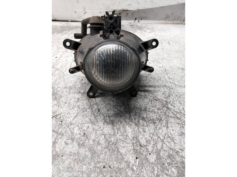 Recambio de faro antiniebla derecho para bmw serie 3 berlina (e46) 320d referencia OEM IAM   