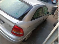 opel astra g berlina del año 2000 2
