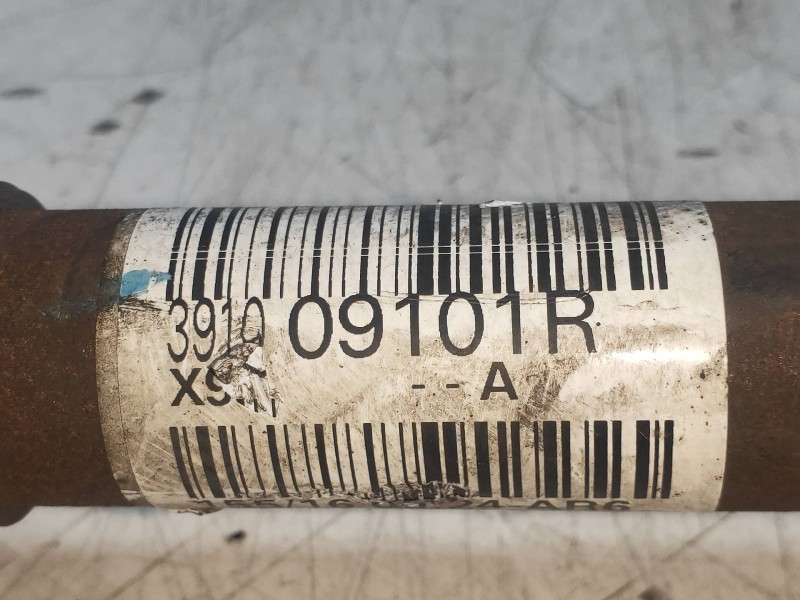 Recambio de transmision delantera derecha para renault clio iv limited referencia OEM IAM 391009101R  