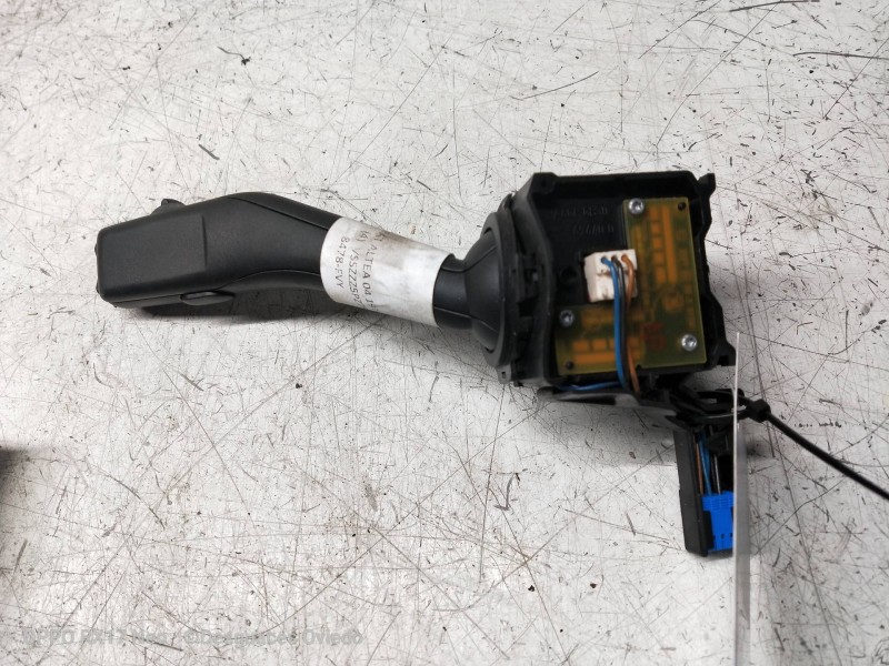 Recambio de mando limpia para seat altea (5p1) reference referencia OEM IAM 1K0953519A  