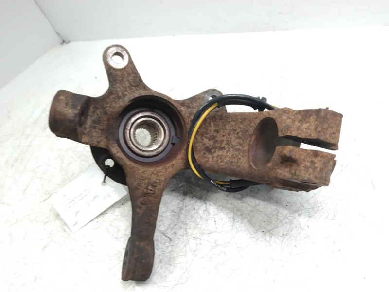 Recambio de mangueta delantera derecha para citroen c1 1.0 cat (384f) referencia OEM IAM   