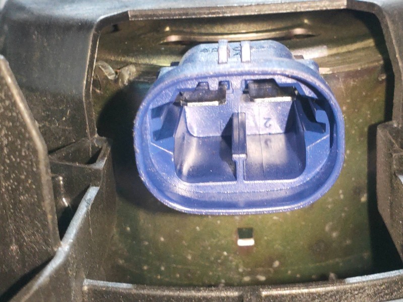 Recambio de electroventilador para renault clio iv limited referencia OEM IAM 214818009R  