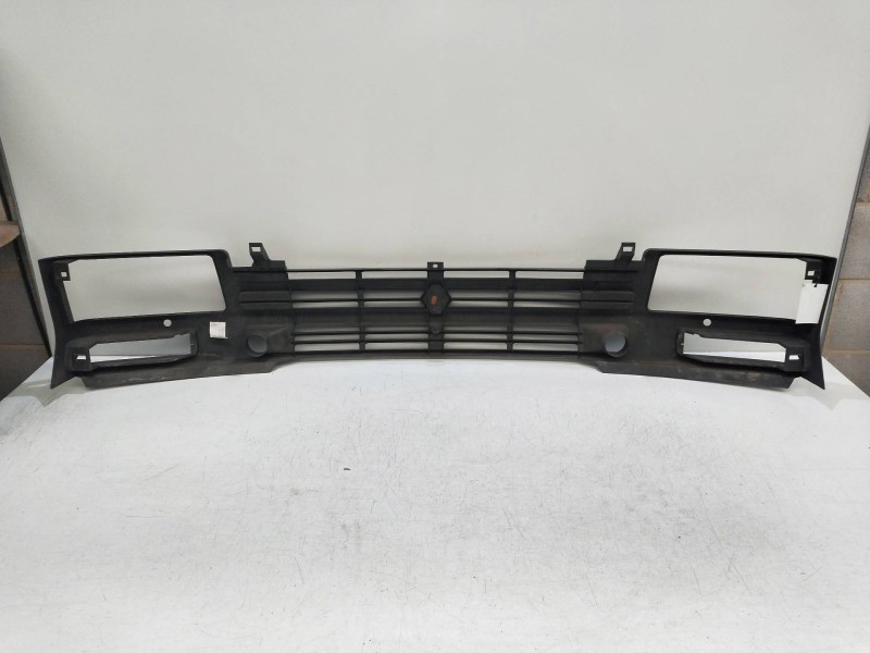 Recambio de rejilla delantera para renault trafic (desde 5.89) 2.1 diesel referencia OEM IAM   