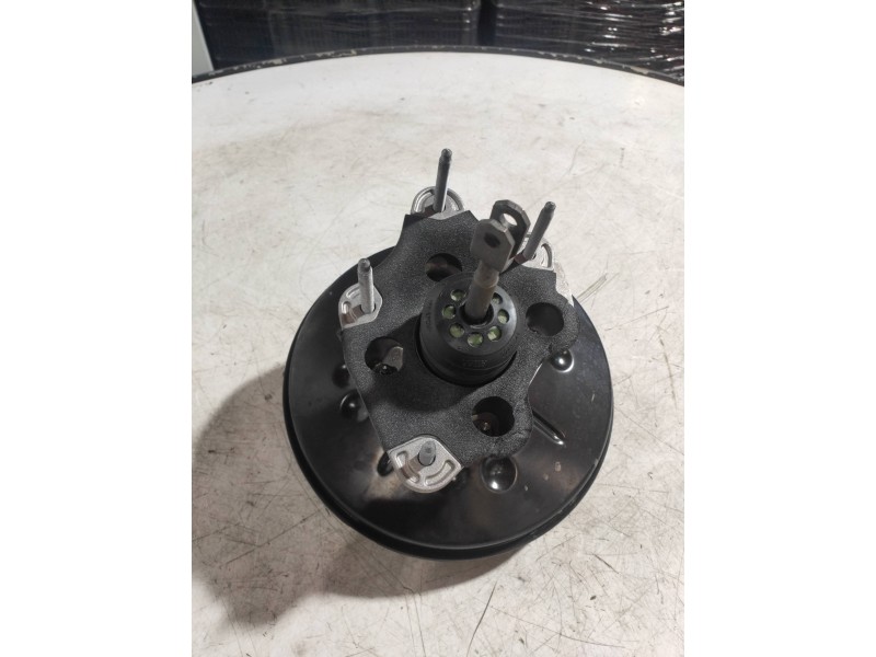Recambio de servofreno para renault clio iv limited referencia OEM IAM 472104788R  