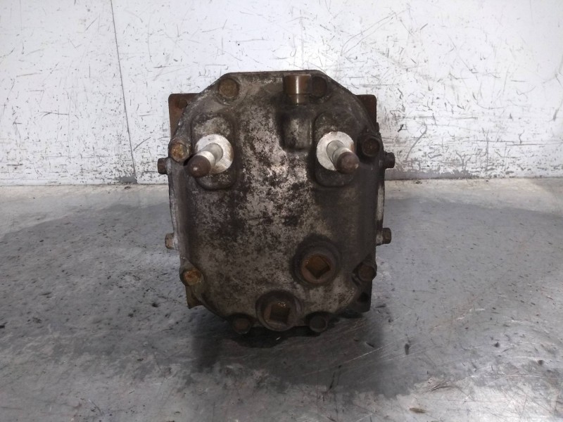 Recambio de diferencial trasero para subaru legacy familiar/outback b13 (bp) 2.0 diesel cat referencia OEM IAM   