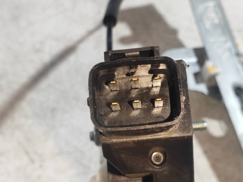 Recambio de elevalunas delantero izquierdo para kia rio 1.2 cat referencia OEM IAM 824501W010 DH0620202201 