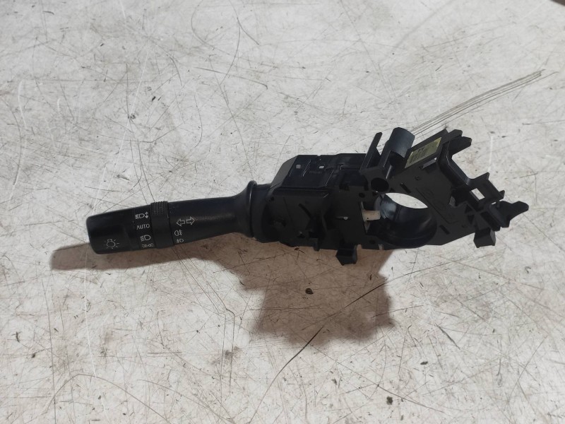 Recambio de mando luces para kia rio 1.2 cat referencia OEM IAM   