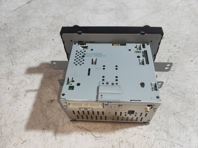 Recambio de sistema audio / radio cd para kia rio 1.2 cat referencia OEM IAM 961701W770 AM111IHEE 