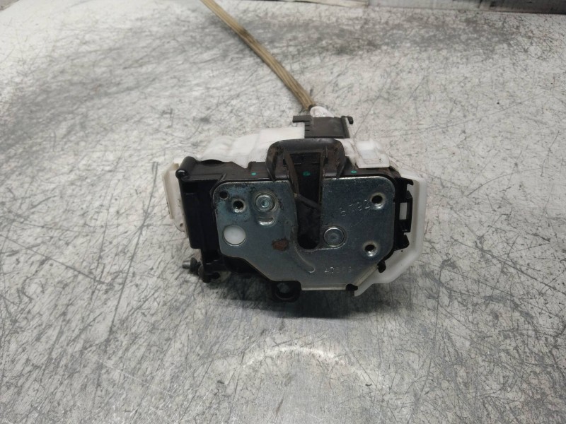 Recambio de motor cierre centralizado delantero derecho para fiat fiorino básico referencia OEM IAM   6P