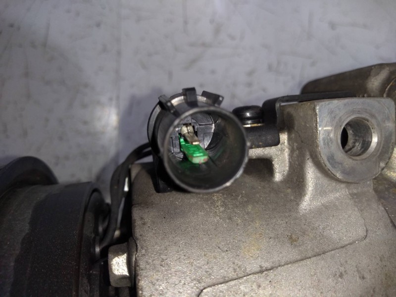 Recambio de compresor aire acondicionado para hyundai i30 classic referencia OEM IAM F500AN8CA04  