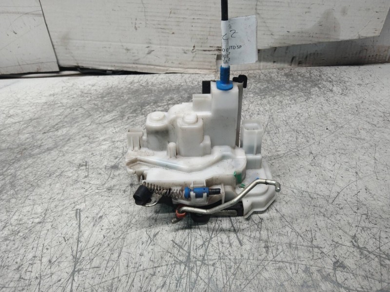 Recambio de motor cierre centralizado delantero izquierdo para fiat fiorino básico referencia OEM IAM   6P