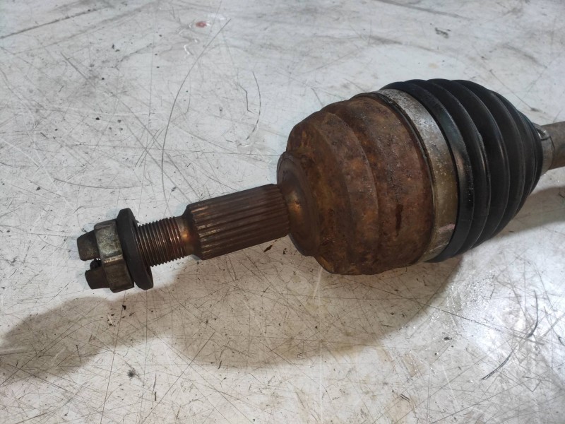 Recambio de transmision delantera izquierda para dacia duster adventure 4x4 referencia OEM IAM   