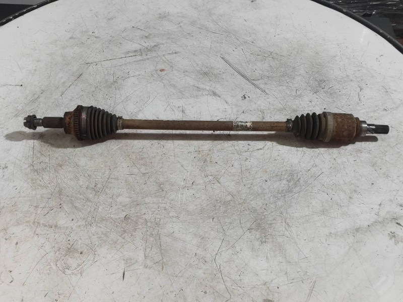 Recambio de transmision trasera derecha para dacia duster adventure 4x4 referencia OEM IAM   