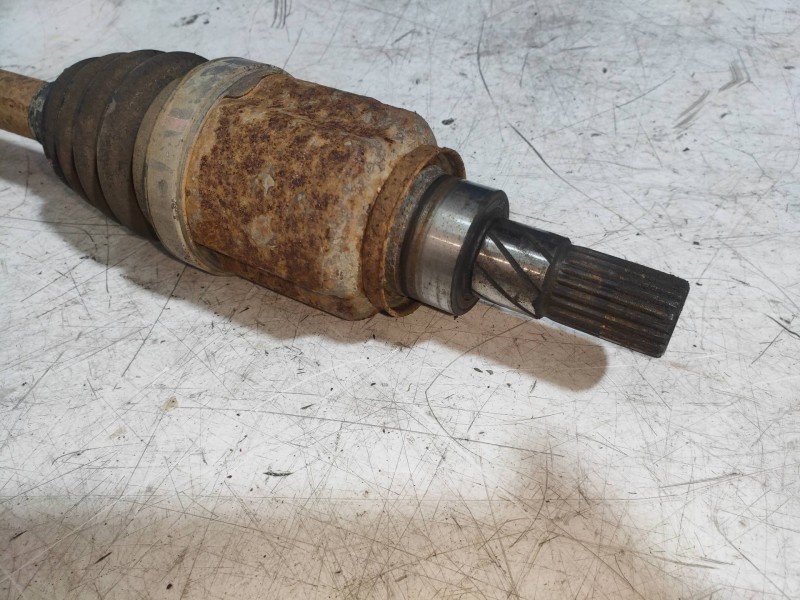 Recambio de transmision trasera derecha para dacia duster adventure 4x4 referencia OEM IAM   