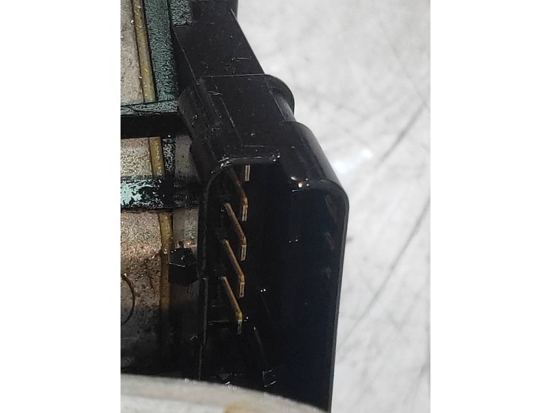 Recambio de motor limpia delantero para dacia duster adventure 4x4 referencia OEM IAM 0390241544 8200619512 3397020879