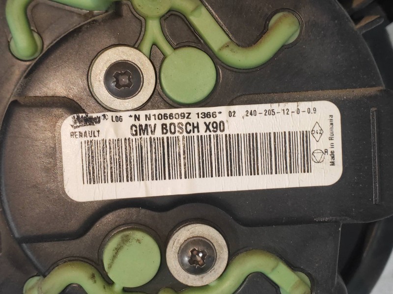 Recambio de motor calefaccion para dacia duster adventure 4x4 referencia OEM IAM N106809Z  