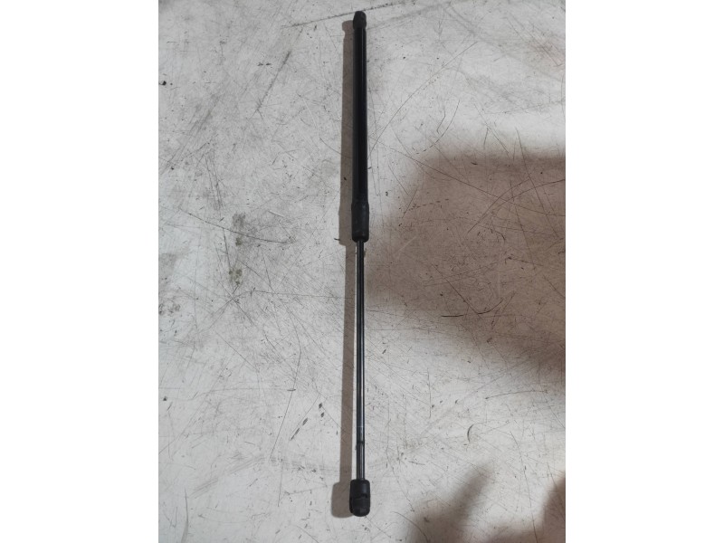 Recambio de amortiguadores capo para dacia duster adventure 4x4 referencia OEM IAM 654712943R  