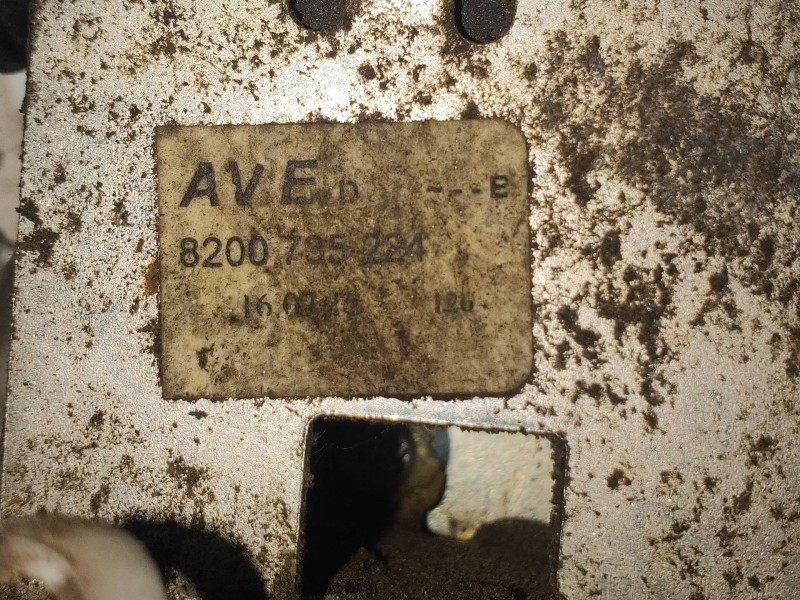 Recambio de motor cierre centralizado delantero derecho para dacia duster adventure 4x4 referencia OEM IAM 8200735224  