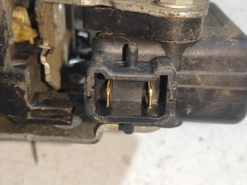 Recambio de motor cierre centralizado trasero derecho para dacia duster adventure 4x4 referencia OEM IAM   