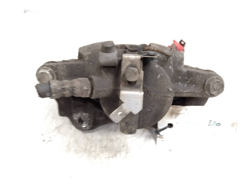 Recambio de pinza freno delantera izquierda para ford ka (ccu) 1.3 tdci cat referencia OEM IAM   
