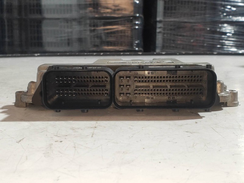 Recambio de centralita motor uce para kia sportage concept 4x2 referencia OEM IAM 391102BAH2 9001120090KC 