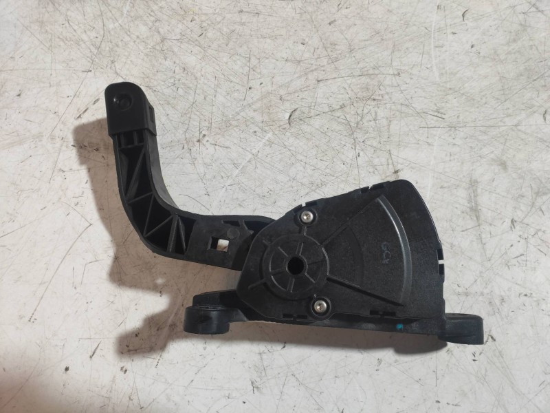 Recambio de potenciometro pedal para kia sportage concept 4x2 referencia OEM IAM GEG1718B2S000  