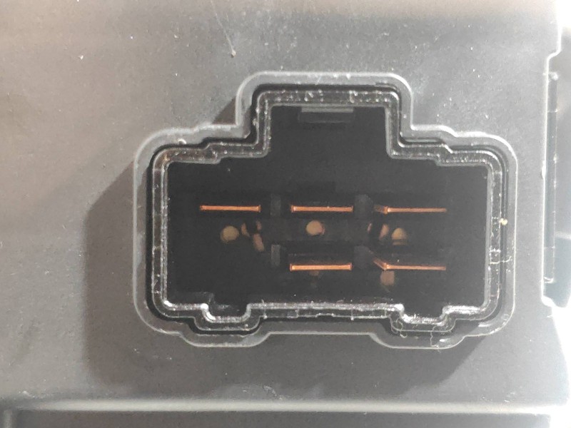 Recambio de mando calefaccion / aire acondicionado para kia sportage concept 4x2 referencia OEM IAM 972503U  