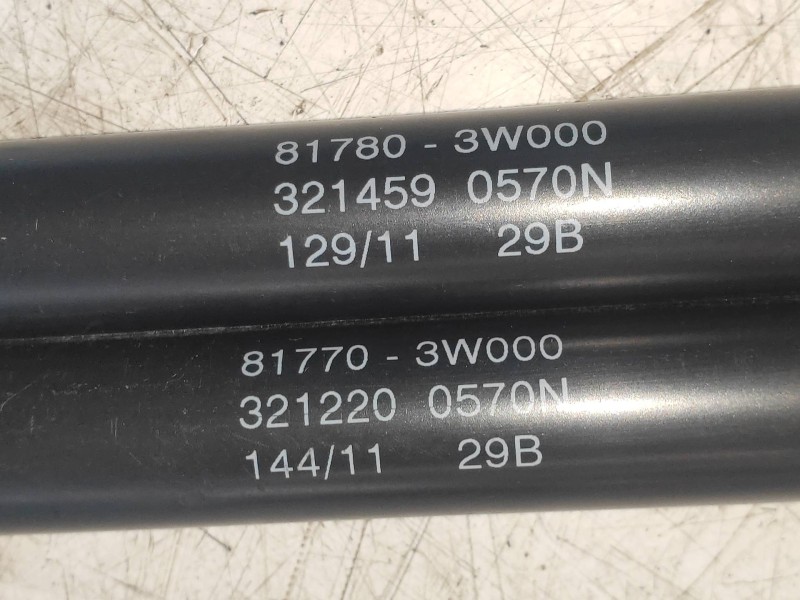 Recambio de amortiguadores maletero / porton para kia sportage concept 4x2 referencia OEM IAM 817803W000 817703W000 