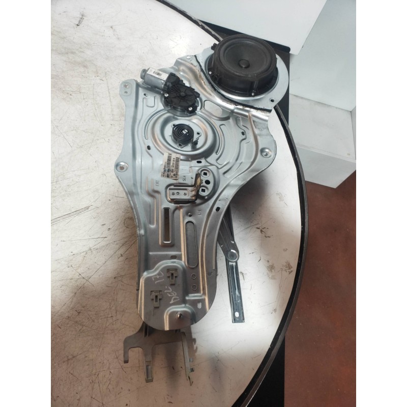 Recambio de elevalunas delantero izquierdo para kia sportage concept 4x2 referencia OEM IAM 824703U000  