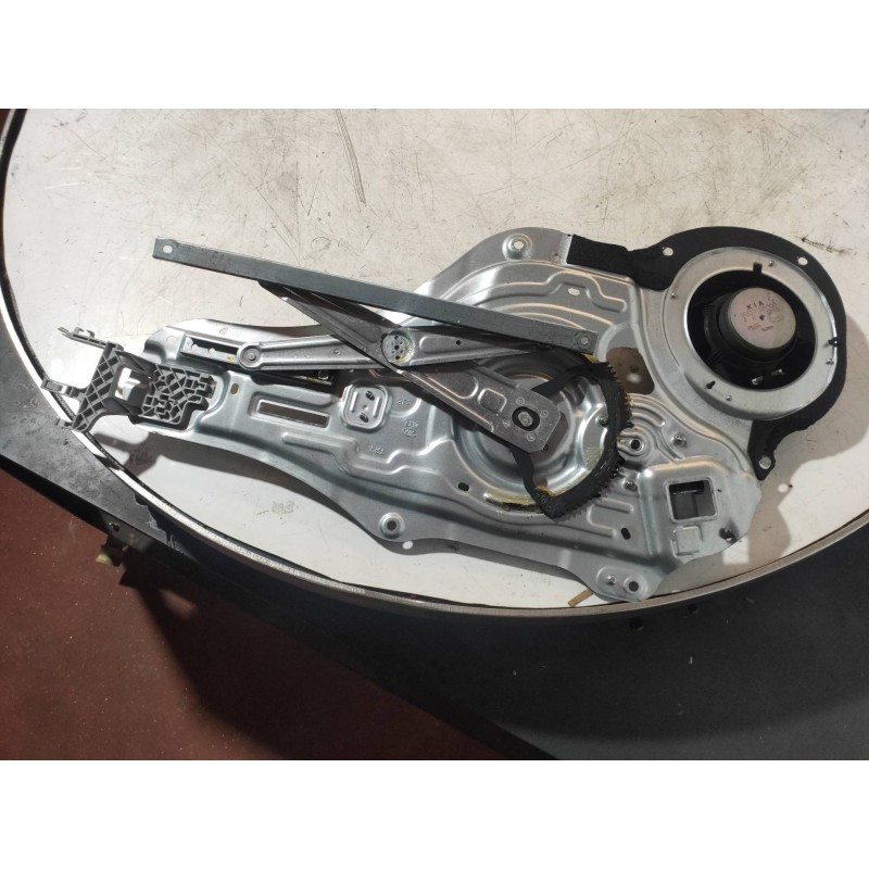 Recambio de elevalunas delantero izquierdo para kia sportage concept 4x2 referencia OEM IAM 824703U000  